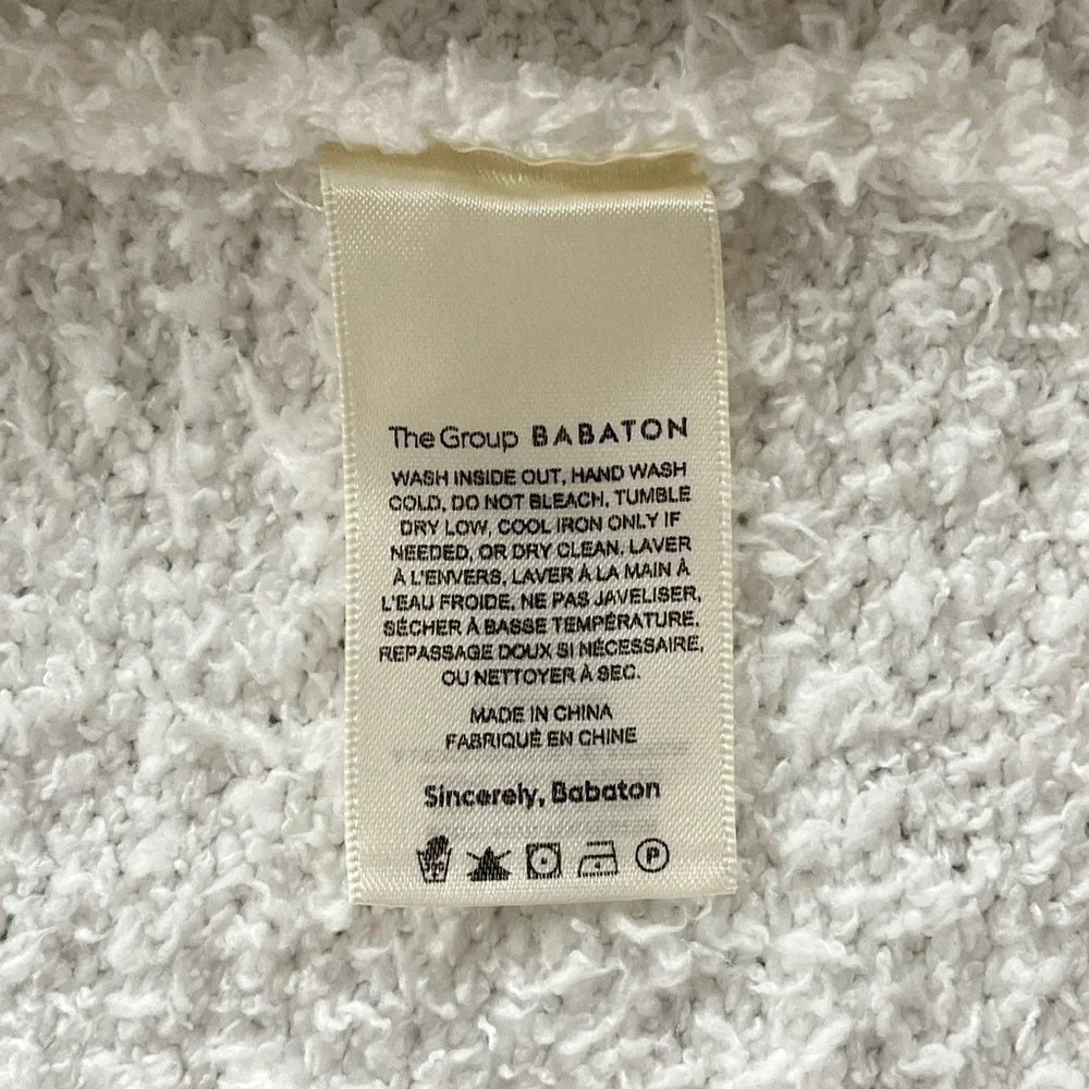 Aritzia The Group By Babaton White Retreat Textured Cozy Belted Robe/ Cardigan - Picture 9 of 17